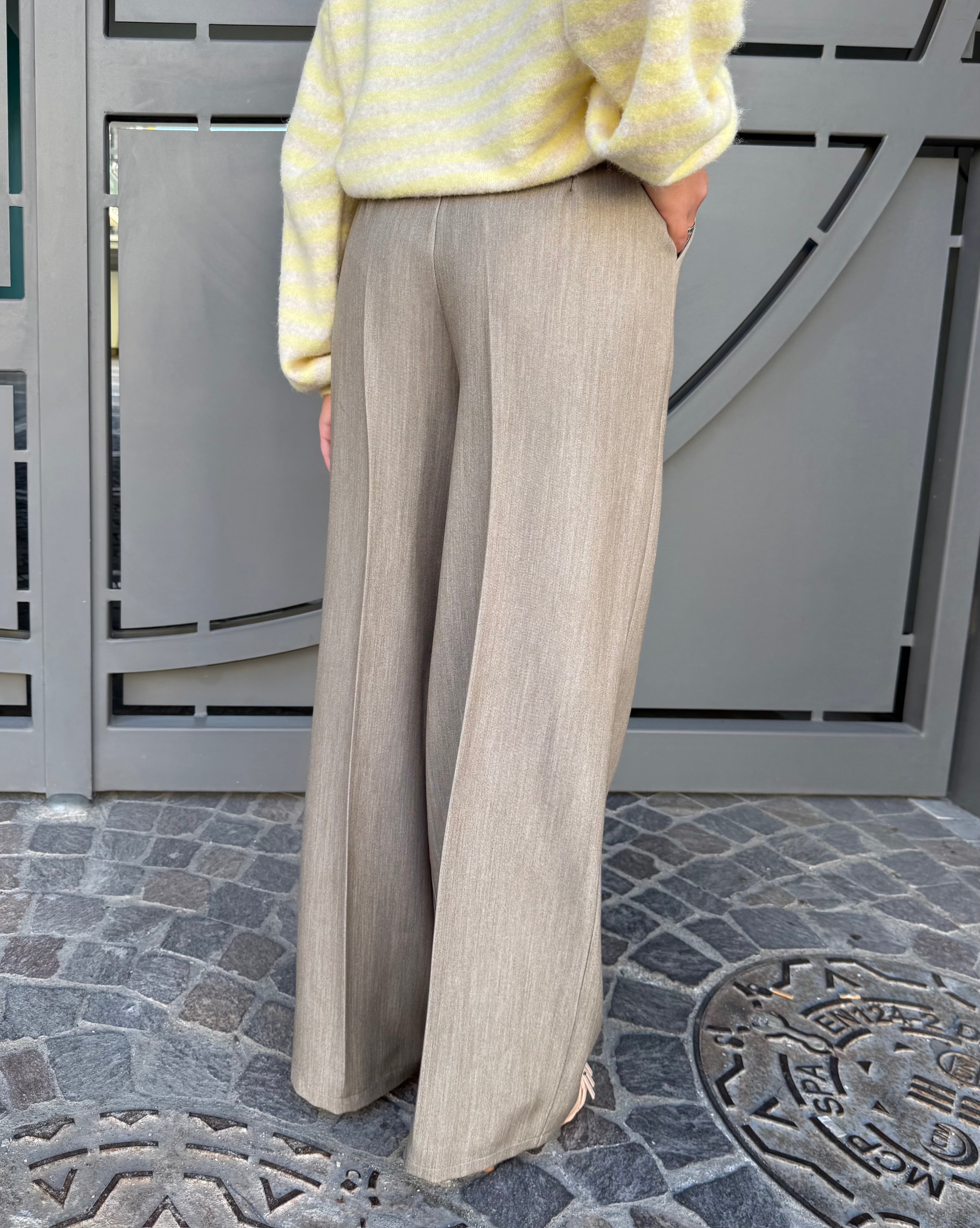 Pantalone lunar￼