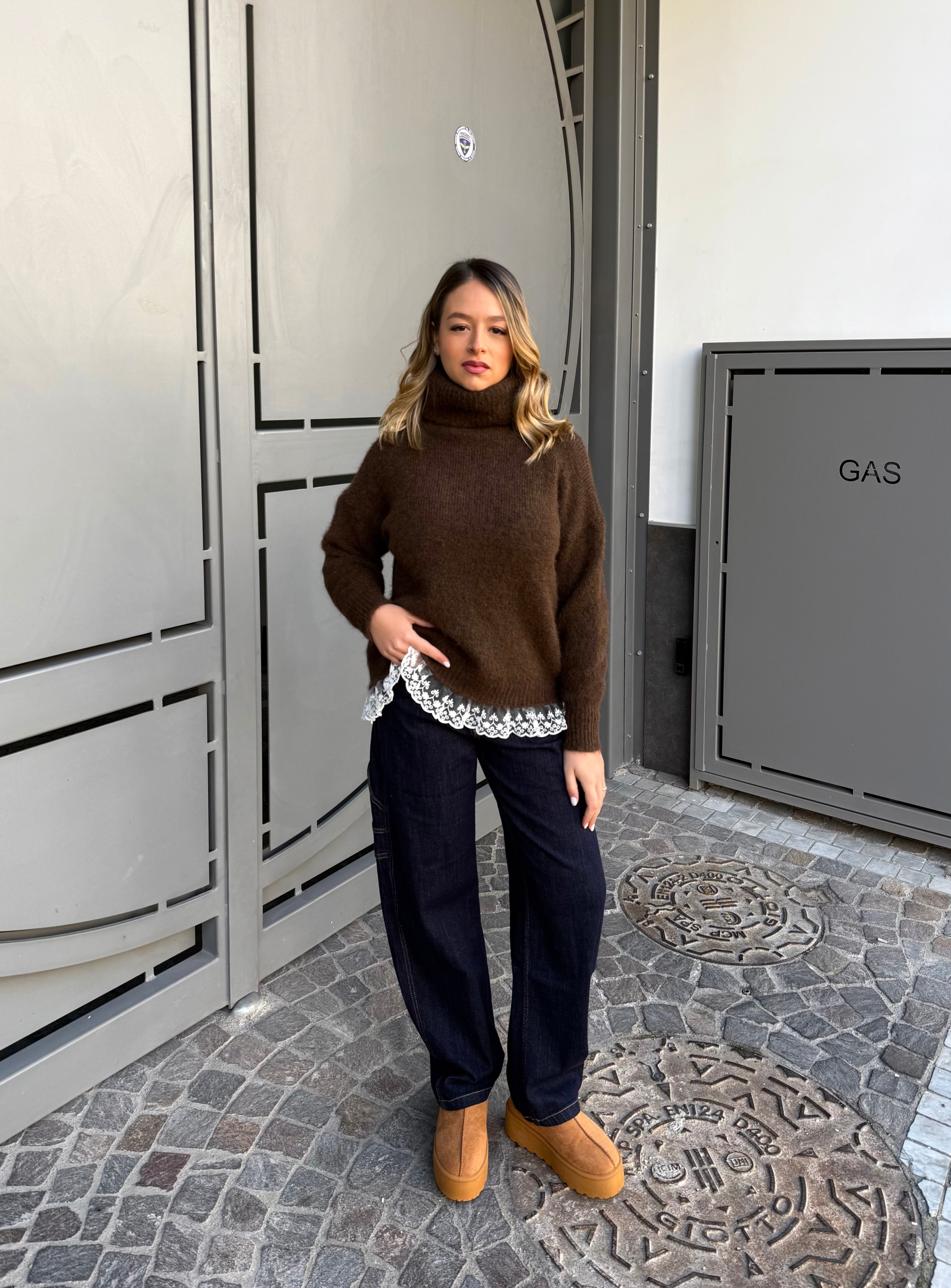 Maglione con pizzo ￼￼