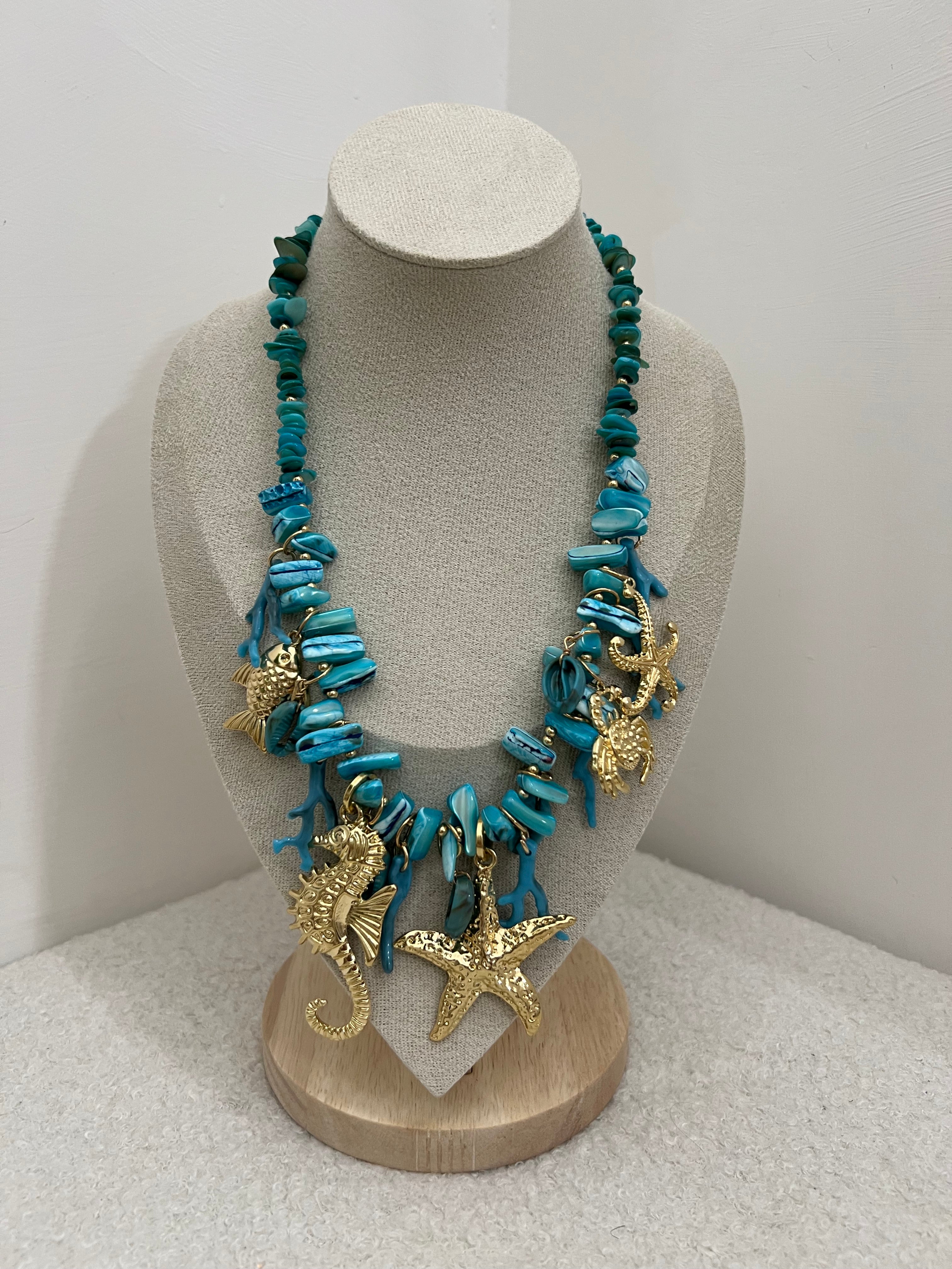 Collana corallo blu oceano